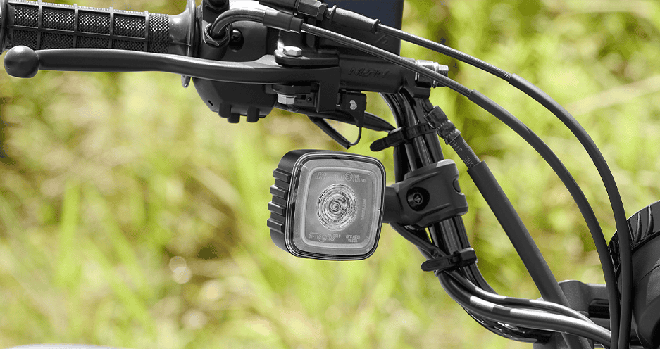 CT125 — Đèn xi nhan LED dạng vuông cá tính